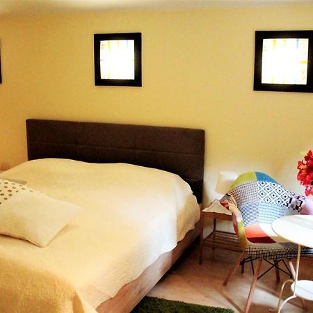 Nattache Studio Apartment Basment Загреб Екстериор снимка