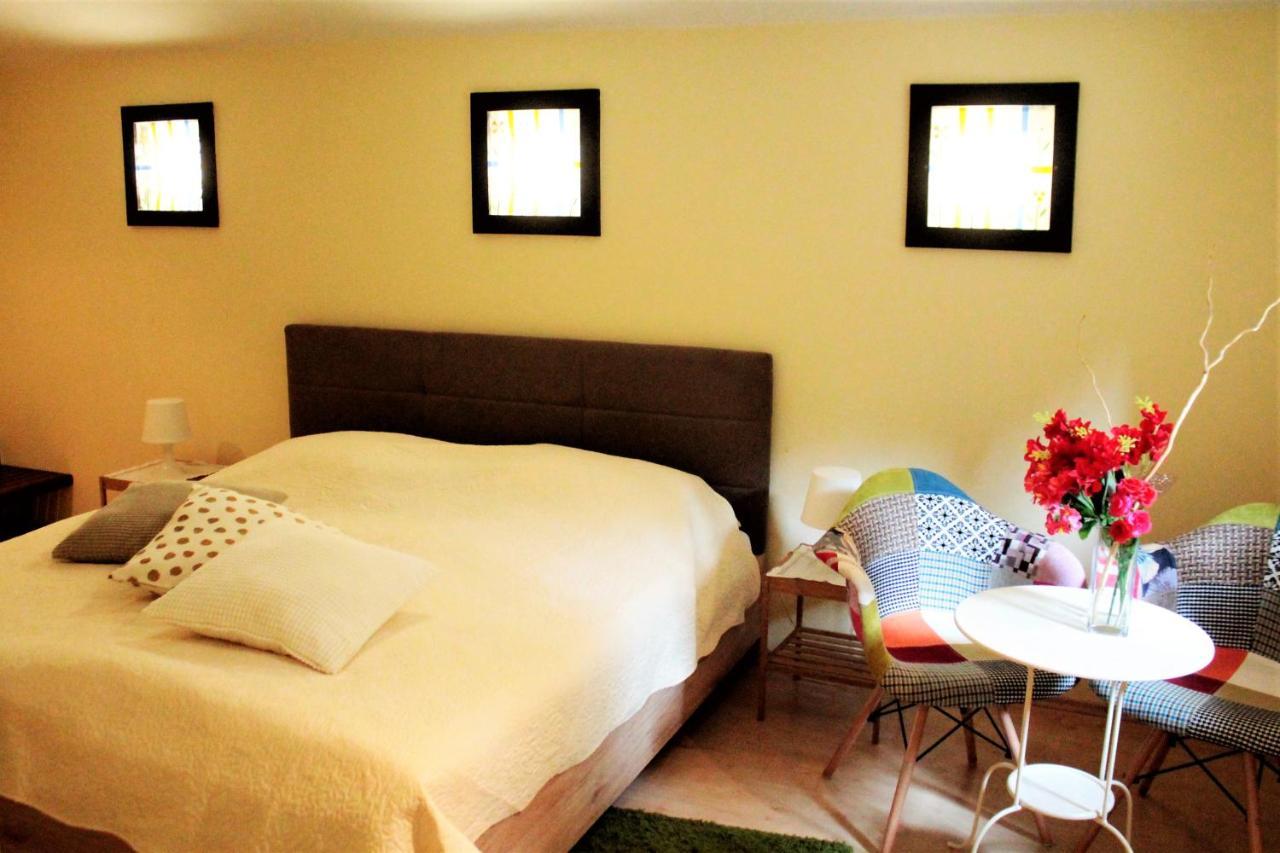 Nattache Studio Apartment Basment Загреб Екстериор снимка